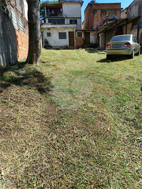 Sobrado à venda com 2 quartos em Pedreira, São Paulo, SP