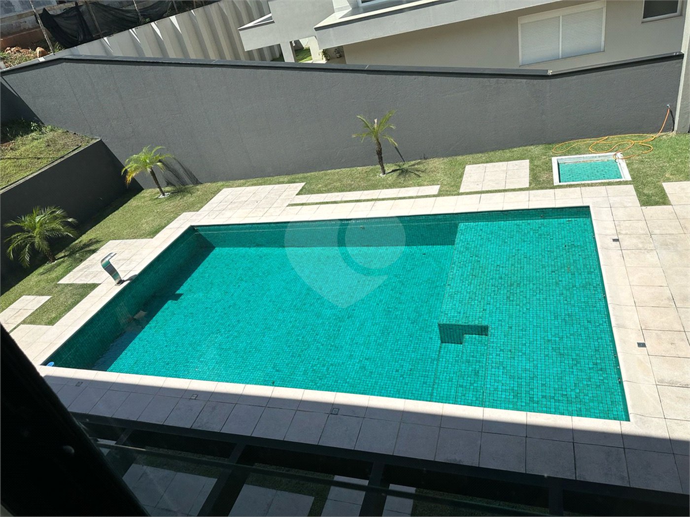 Casa à venda com 5 suítes no condomínio Porto de Atibaia, Atibaia - SP