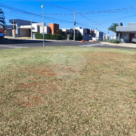 Terreno à venda em Residencial Lago dos Ipês, Itapetininga, SP