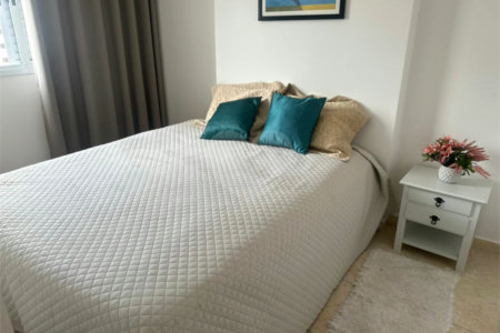 Apartamento à venda ou para alugar com 2 quartos, sendo 1 suíte,  em Guilhermina, Praia Grande, SP