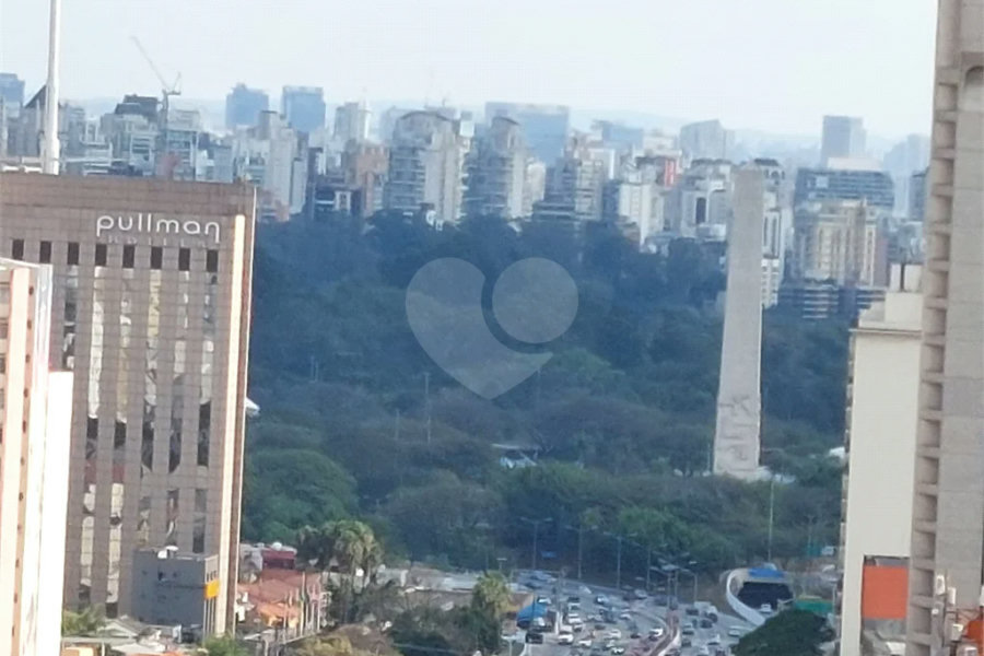 Apartamento de 4 quartos (1 suíte), à venda no Paraíso