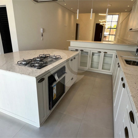 Casa Térrea à venda com 3 suítes em Nova Gardênia, Atibaia, SP