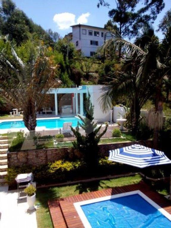 Casa à venda com 3 suítes em Serra da Cantareira, Mairiporã, SP