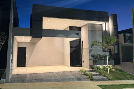 CASA A VENDA COM 3 DORMITÓRIOS, SENDO 1 SUITE NO SESIDENCIAL VILLENEUVE