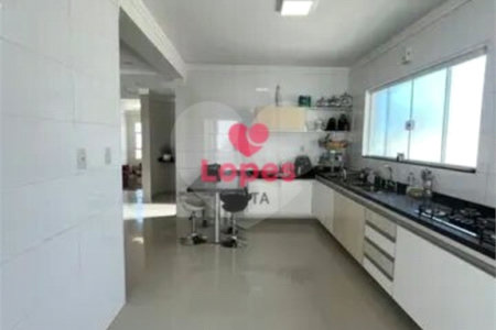CASA A VENDA EM CONDOMINIO COM 256M², 4 DORMITORIOS, 1 SUITE MASTER, 4 VAGAS - BAIRRO URBANOVA - SÃ