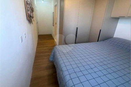 Apartamento à venda com 2 quartos, sendo 1 suíte,  em Santo Cristo, Rio de Janeiro, RJ