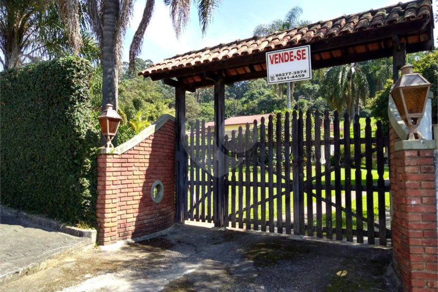 Chácara à venda com 3 quartos, sendo 1 suíte, em Anhanguera, São Paulo, SP