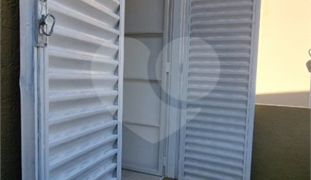 Sobrado à venda com 2 quartos em Vila Nivi, São Paulo, SP