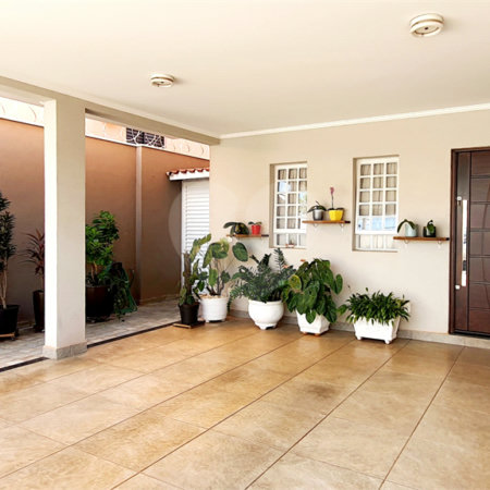 Casa à venda com 3 quartos, sendo 1 suíte, em Ribeirânia, Ribeirão Preto, SP