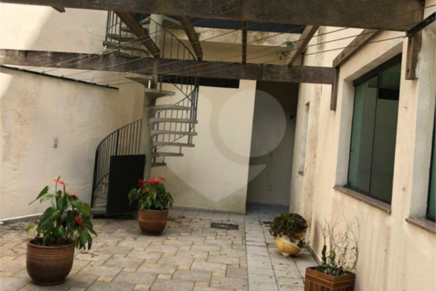 Casa à venda com 5 suítes no condomínio Alpes da Cantareira, Mairiporã - SP
