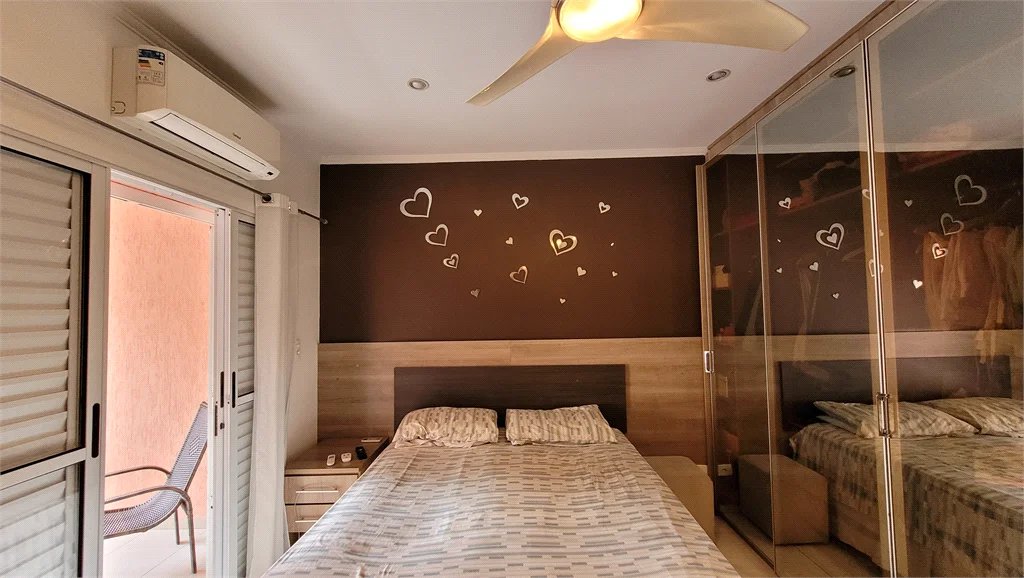 Sobrado à venda com 3 quartos, sendo 1 suíte, em Vila Romana, São Paulo, SP