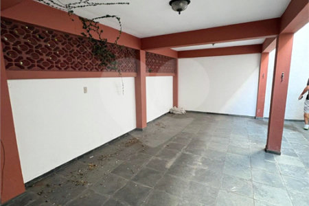 Sobrado à venda com 4 quartos, sendo 1 suíte,  em Vila Sônia, São Paulo, SP