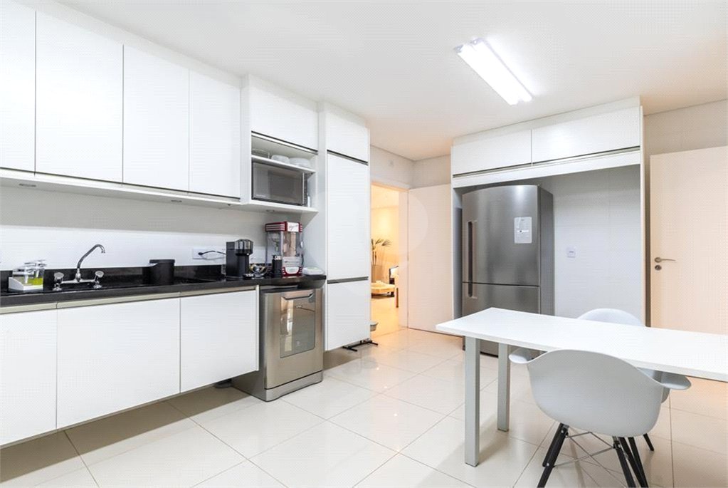 Casa à venda com 4 suítes no condomínio Residencial Villa Fiume Rosso, São Paulo - SP