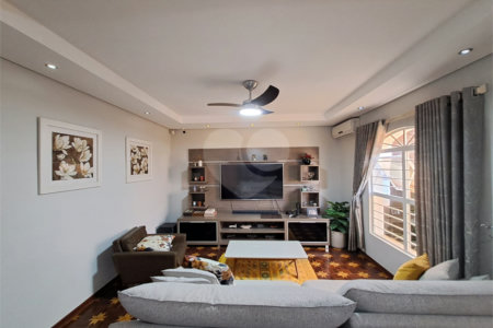 Casa à venda com 3 quartos, sendo 1 suíte, em Vila Trujillo, Sorocaba, SP