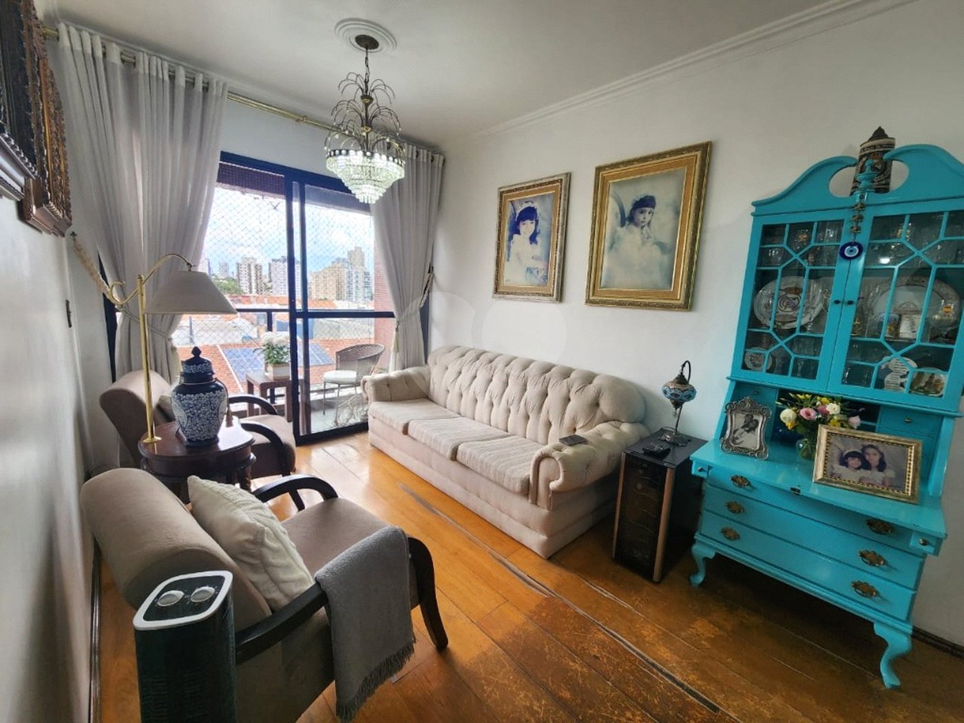 Apartamento com 70m² , 2 dormitórios , sendo 1 suíte , 2 vagas , à venda no Bosque da Saúde.