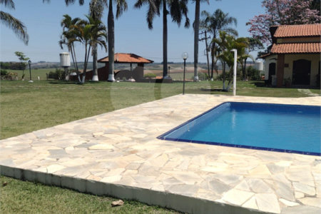 Sítio à venda com 4 quartos no Centro, Araçoiaba da Serra, SP