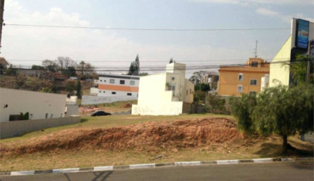 Terreno à venda no Centro, Vinhedo, SP