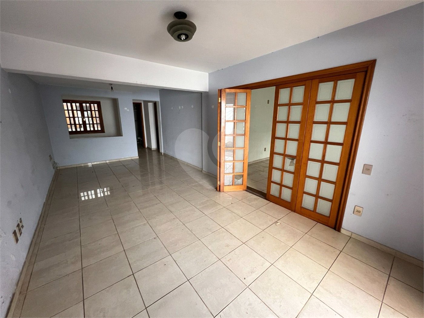 Casa à venda com 3 quartos, sendo 1 suíte, em Vila Vianelo, Jundiaí, SP