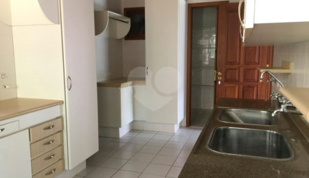 Casa à venda com 5 quartos, sendo 4 suítes,  no condomínio Cantareira, Mairiporã - SP