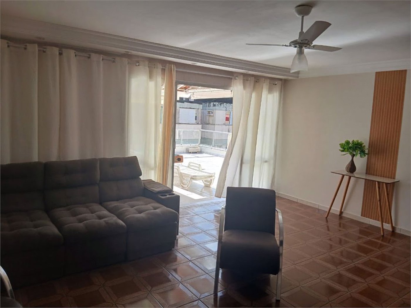 Cobertura com 3 dormitórios à venda, 112 m² por R$ 435.000,00 - Loteamento João Batista Julião - Guarujá/SP