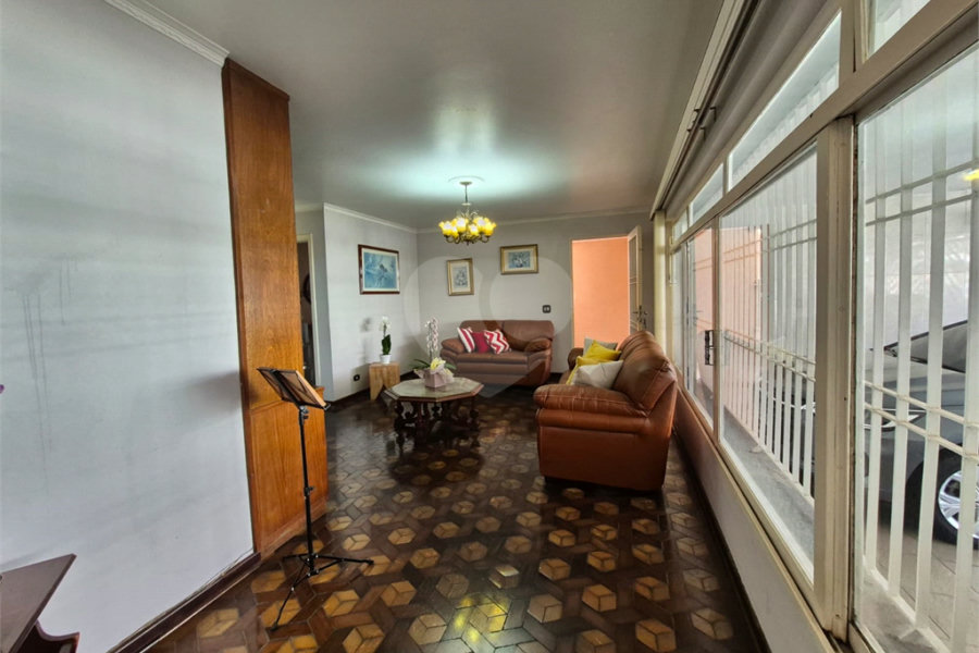 Sobrado à venda com 3 quartos, sendo 1 suíte,  em Butantã, São Paulo, SP