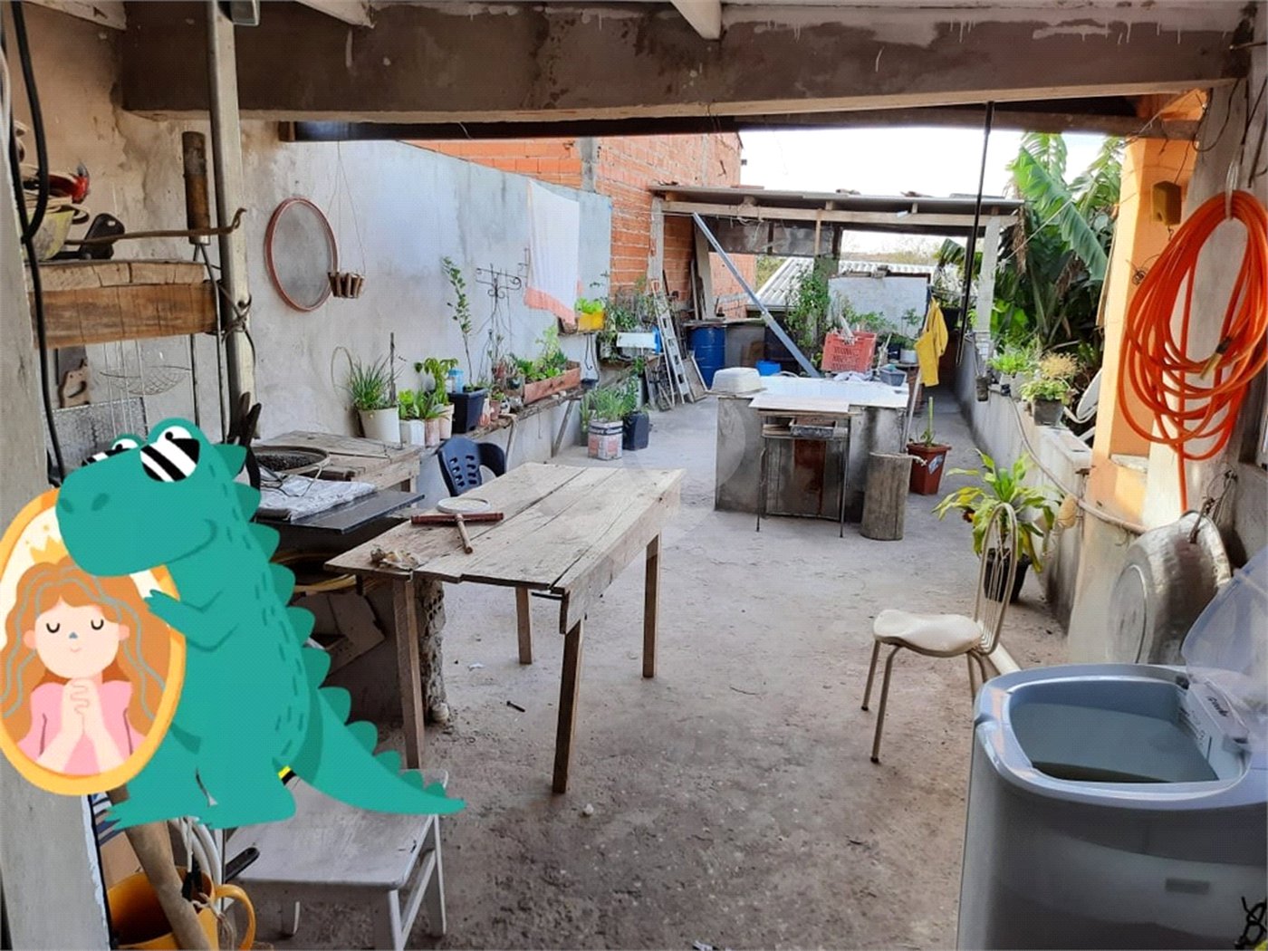 Sobrado à venda com 4 quartos, sendo 2 suítes, em Jardim Morada do Sol, Indaiatuba, SP