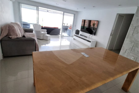 Apartamento à venda com 4 suítes em Mooca, São Paulo, SP