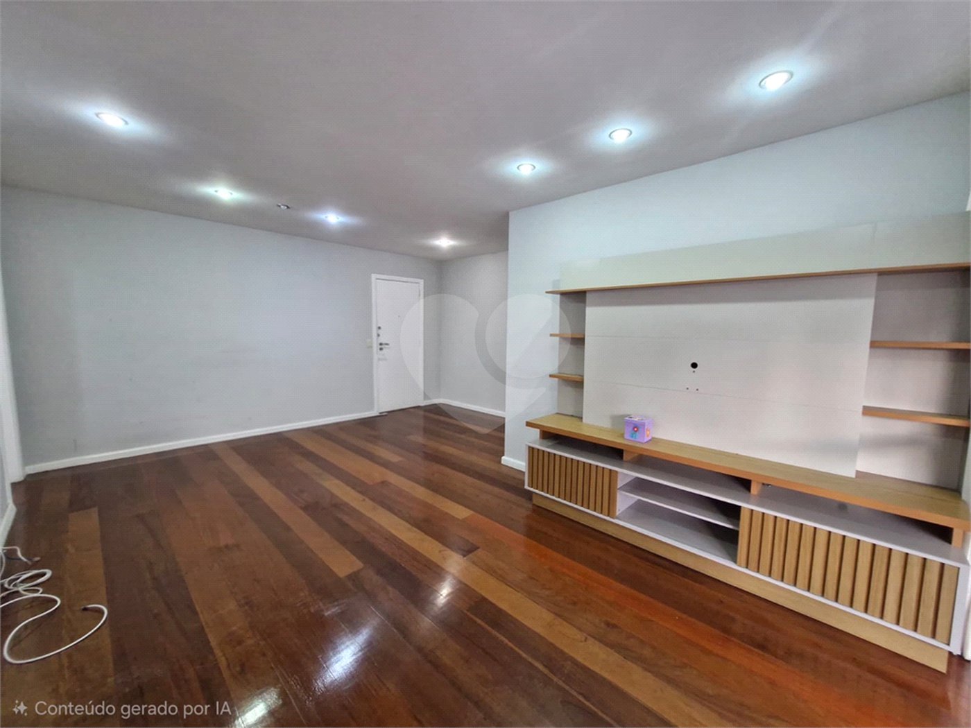 Apartamento à venda com 3 quartos, sendo 1 suíte,  em Tijuca, Rio de Janeiro, RJ