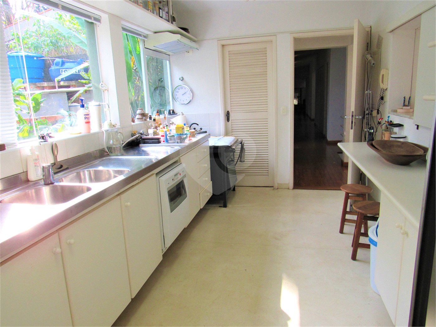 Casa à venda com 3 quartos, sendo 1 suíte, em Guarapiranga, São Paulo, SP