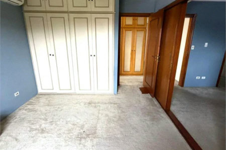 Sobrado à venda com 5 quartos, sendo 3 suítes, em Jardim Leonor, São Paulo, SP