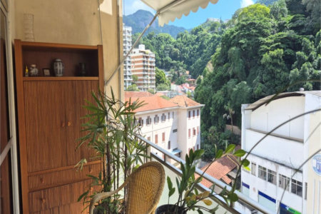 Apartamento à venda com 3 quartos, sendo 1 suíte, em Cosme Velho, Rio de Janeiro, RJ