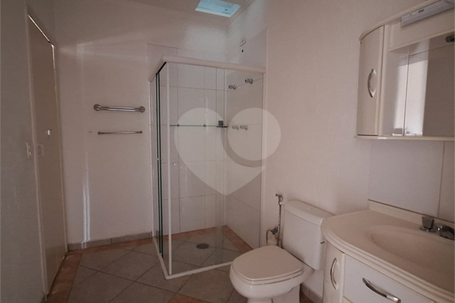 Sobrado à venda com 2 quartos em Santana, São Paulo, SP