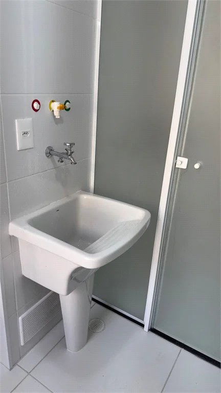 Apartamento à venda com 2 suítes em Santo Amaro, São Paulo, SP