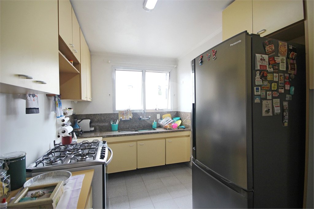 Apartamento à venda com 3 quartos, sendo 1 suíte,  em Alto da Lapa, São Paulo, SP