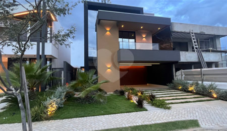 Casa à venda com 5 suítes no condomínio Florais do Parque, Cuiabá - MT