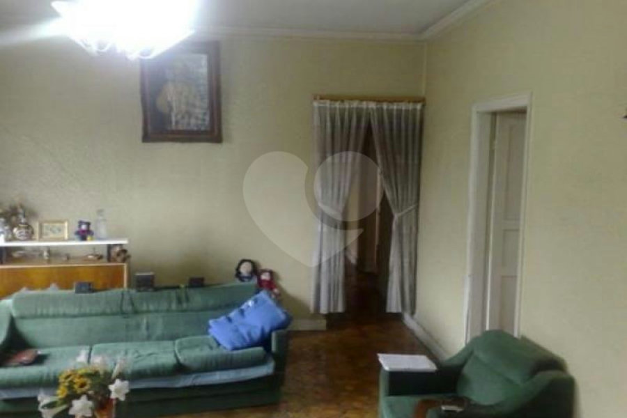 Sobrado à venda com 3 quartos em Parada Inglesa, São Paulo, SP