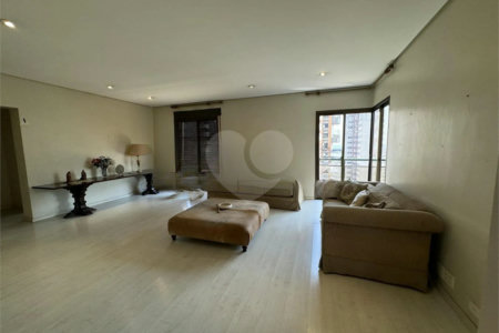 Apartamento à venda com 4 quartos, sendo 2 suítes,  em Vila Suzana, São Paulo, SP