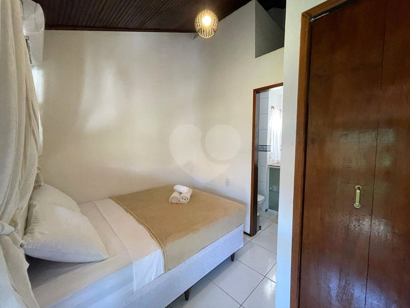 Casa à venda com 2 quartos, sendo 1 suíte, em Geribá, Armação dos Búzios, RJ