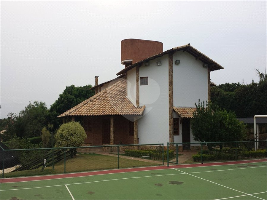 Casa à venda ou para alugar com 4 suítes no condomínio Residencial Vale das Laranjeiras, Indaiatuba - SP