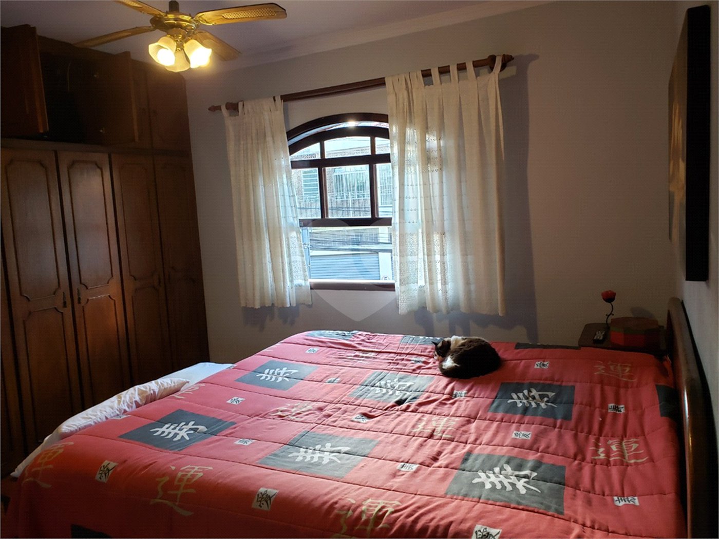 Sobrado à venda com 3 quartos, sendo 1 suíte,  em Vila Gustavo, São Paulo, SP