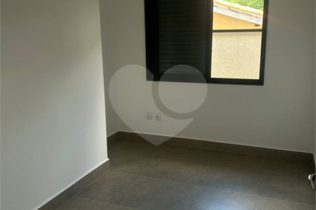 Casa Térrea à venda com 3 quartos, sendo 1 suíte,  em Jardim do Lago, Atibaia, SP