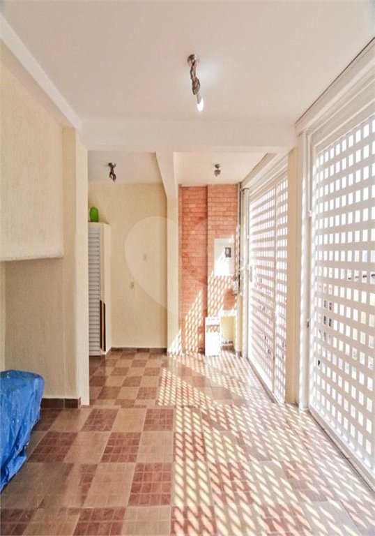 Sobrado à venda com 3 quartos, sendo 1 suíte, em Parada Inglesa, São Paulo, SP