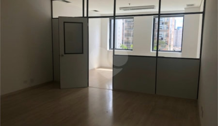 Sala à venda em Cidade Monções, São Paulo, SP