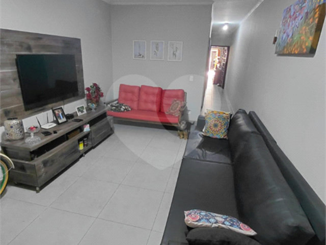 Sobrado à venda com 4 quartos, sendo 1 suíte,  em Vila Nova Mazzei, São Paulo, SP
