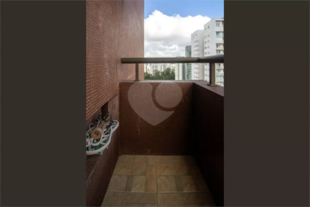 Duplex à venda com 2 suítes em Jardim Londrina, São Paulo, SP