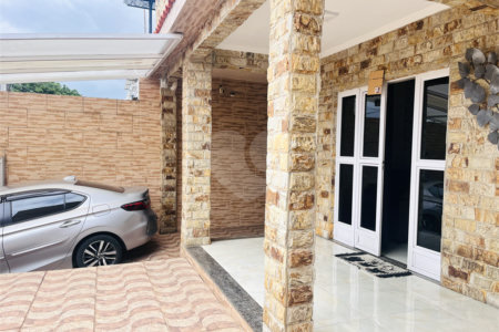 Casa à venda com 3 quartos, sendo 1 suíte, em Campo Grande, Rio de Janeiro, RJ