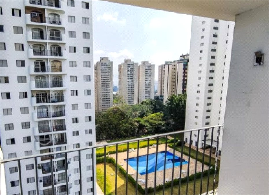 Apartamento para alugar com 3 quartos em Vila Suzana, São Paulo, SP
