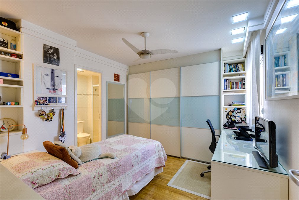 Apartamento à venda com 3 suítes em Alto da Boa Vista, São Paulo, SP