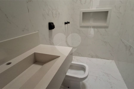 Casa à venda com 3 quartos, sendo 1 suíte, no condomínio Horto Florestal 1, Sorocaba - SP