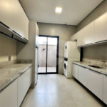 Casa à venda com 4 suítes no condomínio Supremo Itália, Cuiabá - MT